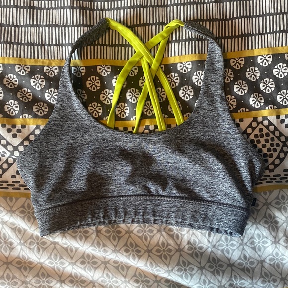 La Vie En Rose sports bra - Picture 1 of 2